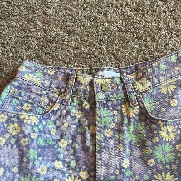 Zara high waist floral denim jean shorts - Picture 4 of 8